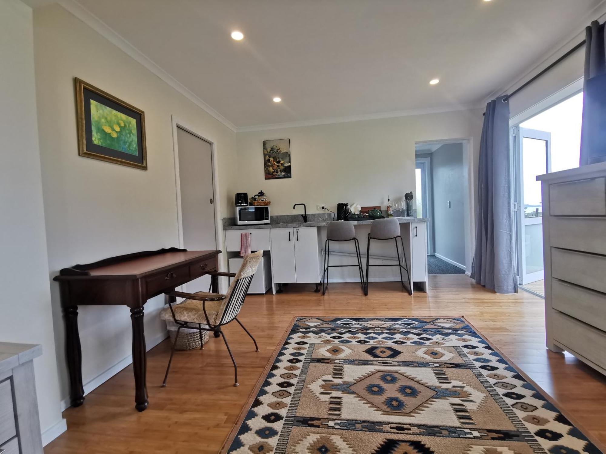 Queen Room Deck