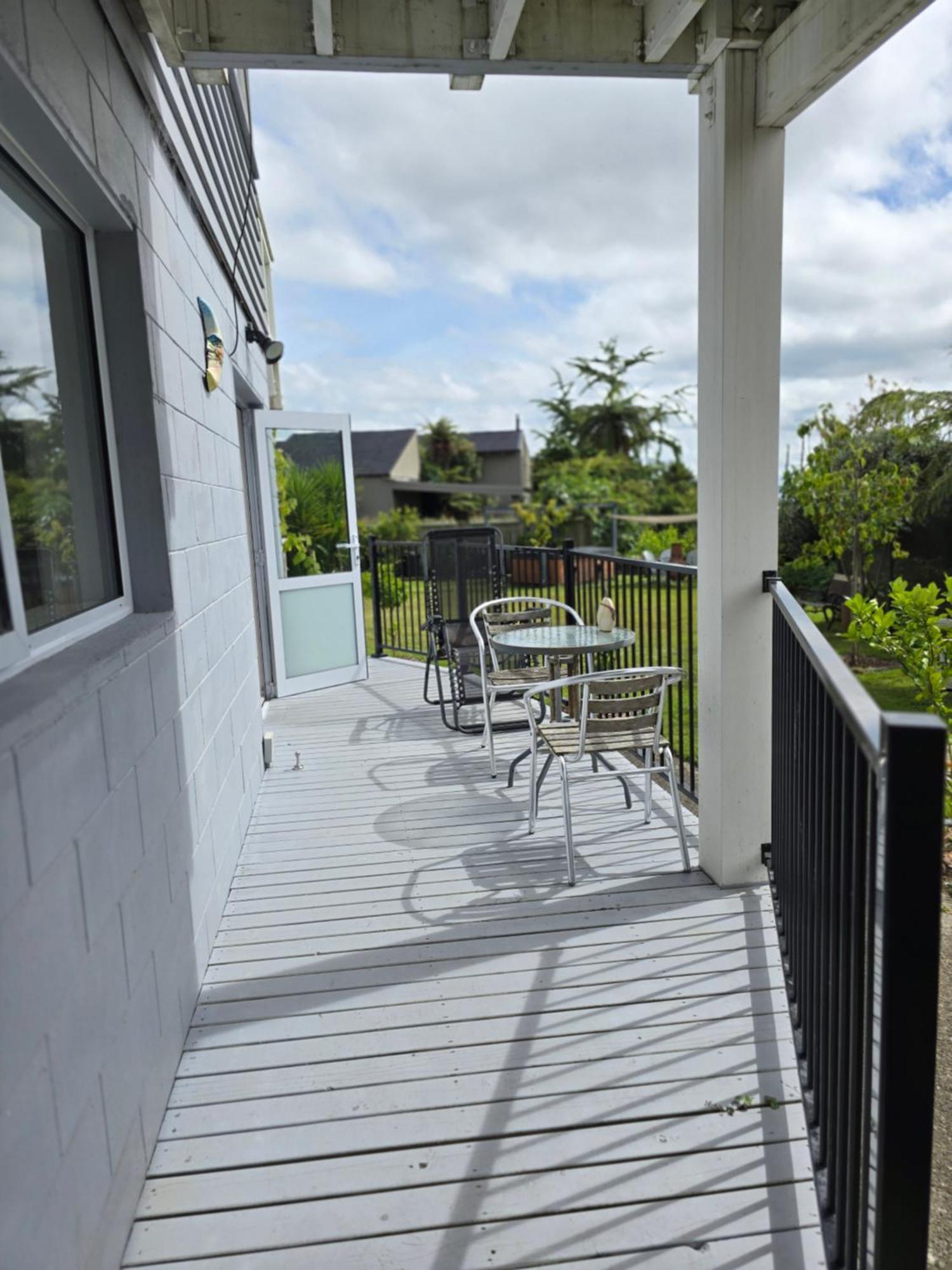 Queen Room Deck